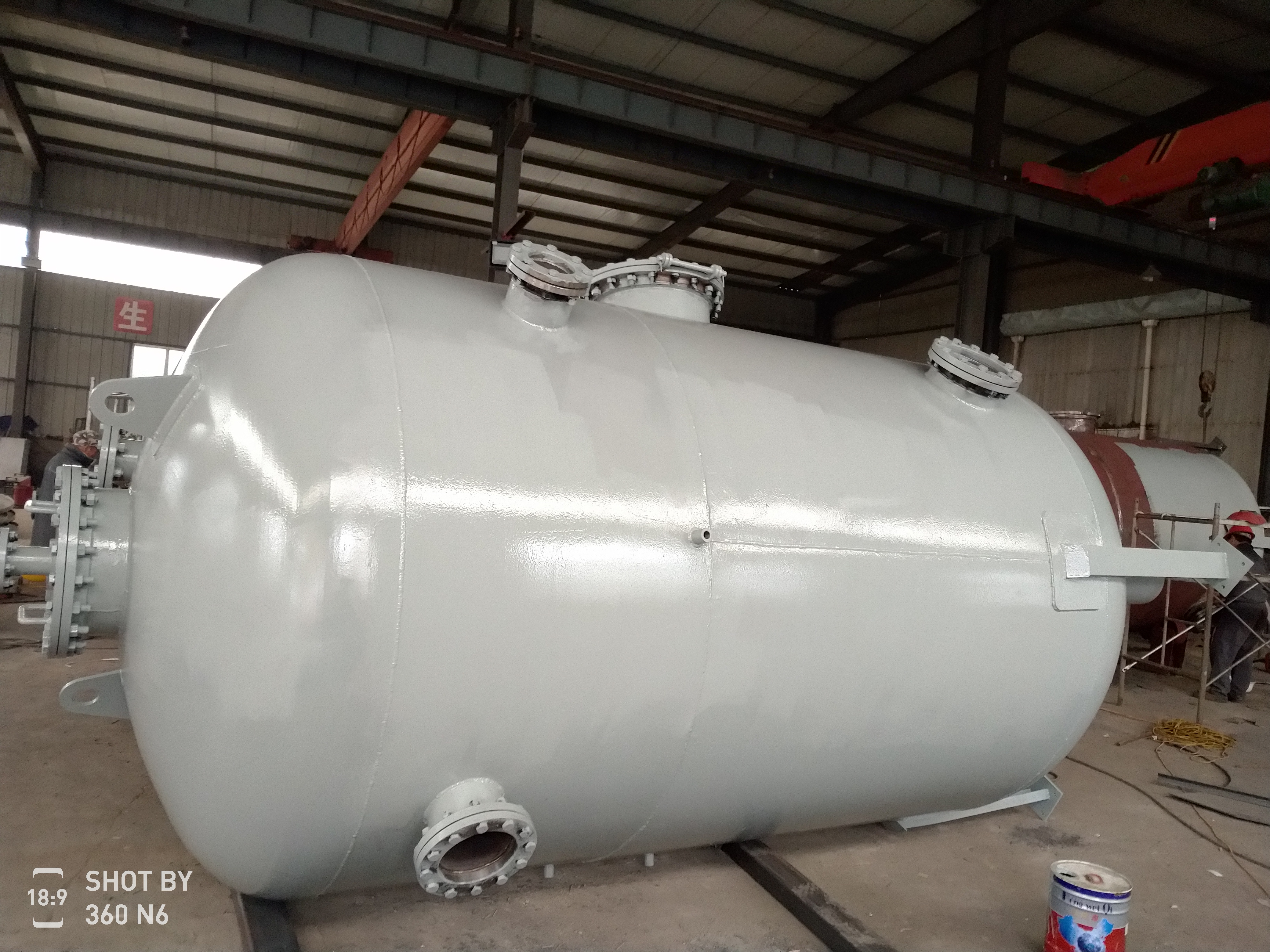 天长热力除氧器和给水加热器的对比